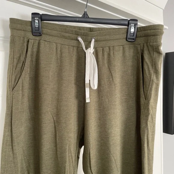 Hatley Adrien Jogger - Picture 8 of 11